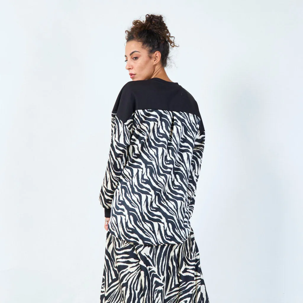 Zebra sleeve contrast sweatshirt wholesale