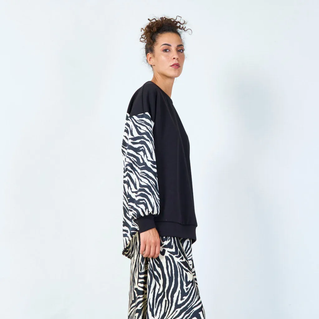 Zebra sleeve contrast sweatshirt wholesale