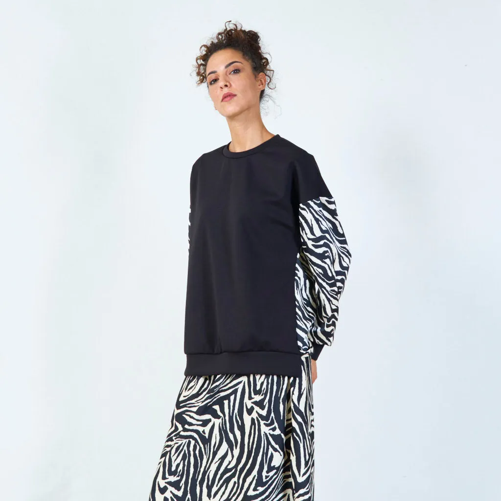 Zebra sleeve contrast sweatshirt wholesale