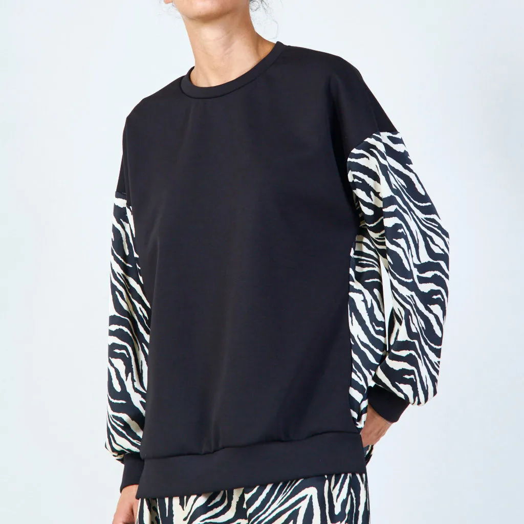 Zebra sleeve contrast sweatshirt wholesale